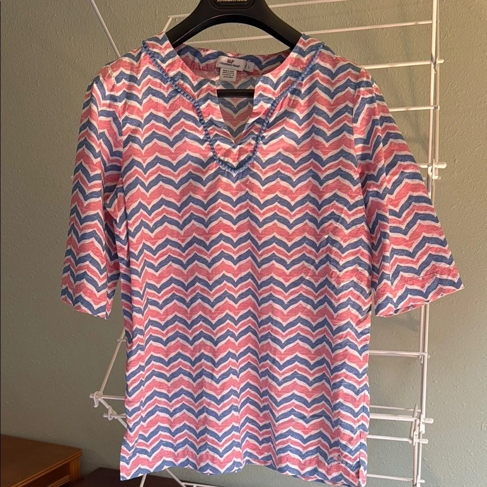 Chevron whale Vinyard Vines size L Girls tunic coverup (B17)